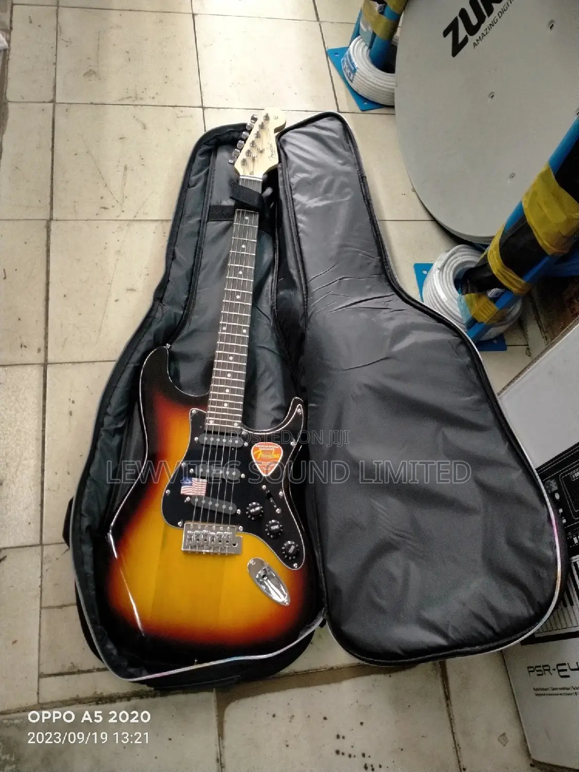Fender Solo With Bag