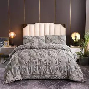 Hand Crafted Wrinkle Duvet Cover (220*240)