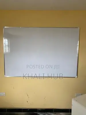 Whiteboard Whiteboard √ 6ftx4ft