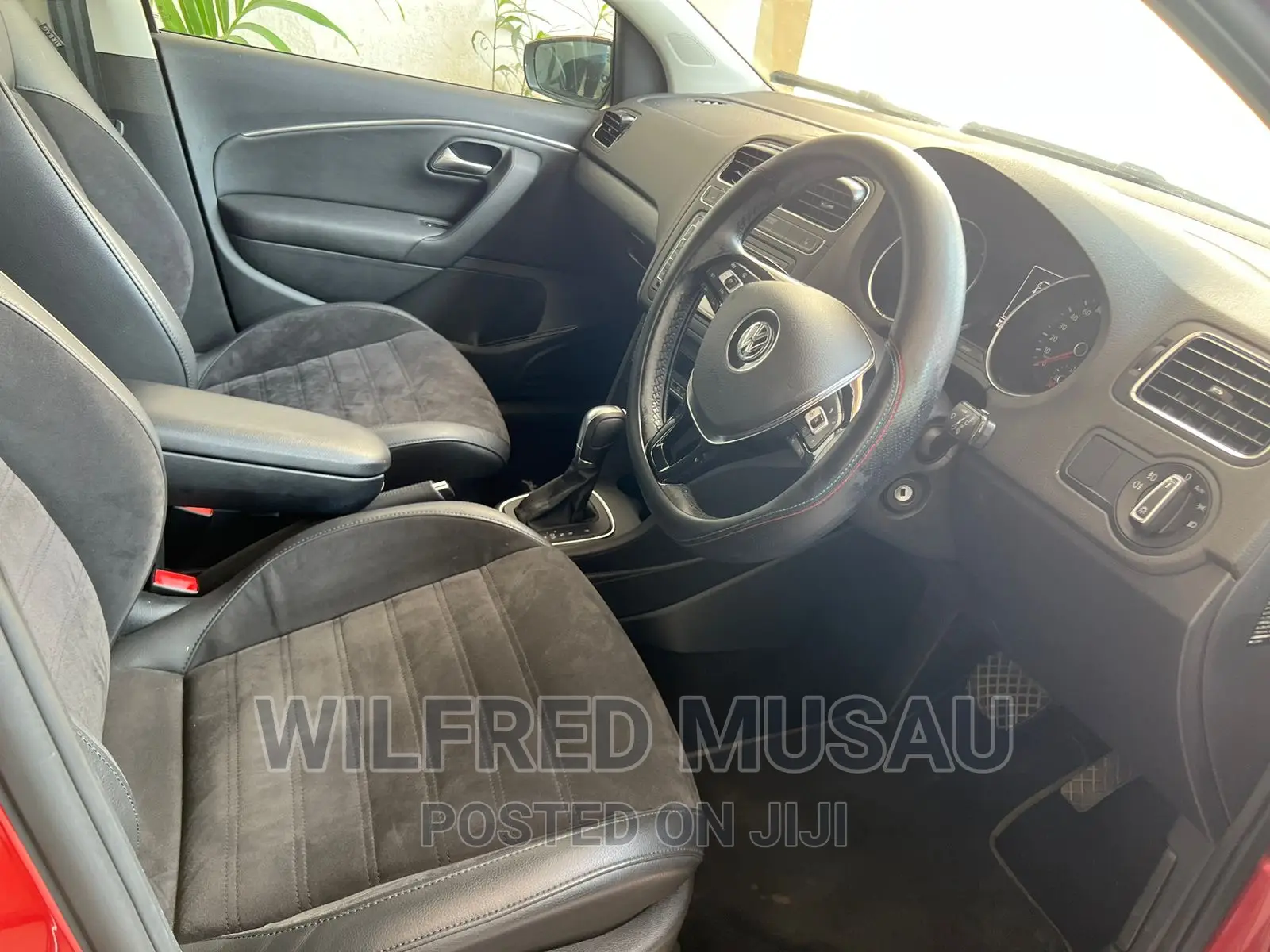 Volkswagen Polo 2016 Red