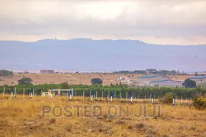 Buy and Build Plots in Kamulu From ^SW