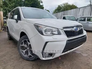 Subaru Forester 2.0XT Touring 4dr SUV AWD (2.0L 4cyl Turbo CVT) 2015 White 