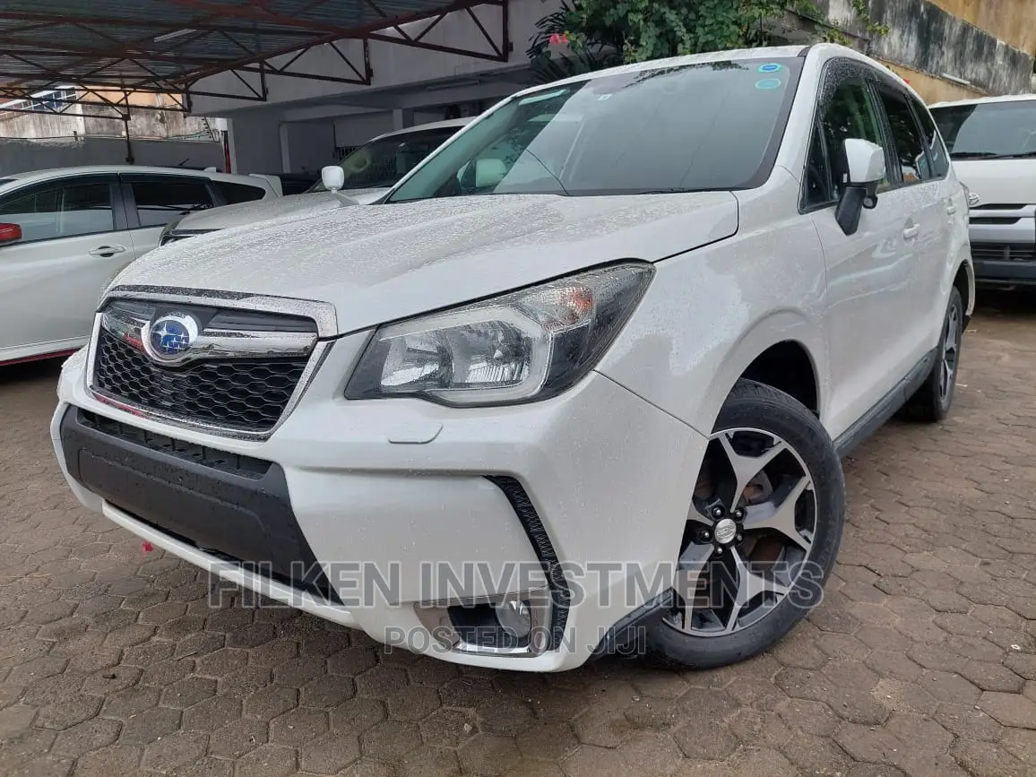Subaru Forester 2017 White