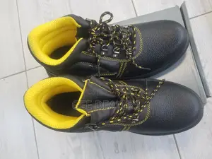 Heavy Duty Steel Toed Safety Boots