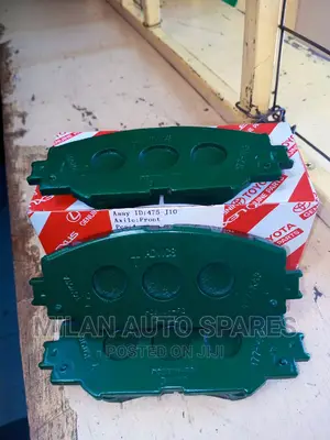 Noah 3ZR Front Genuine Brake Pads
