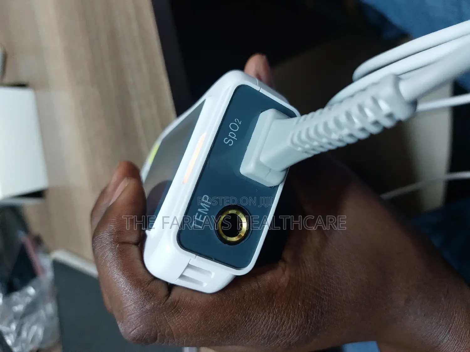 Pulse Oximeter Handheld.