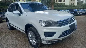 Volkswagen Touareg 2016 White