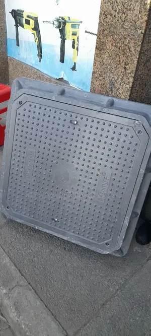 D400-Lockable Heavy Duty Manhole Covers -600*600mm