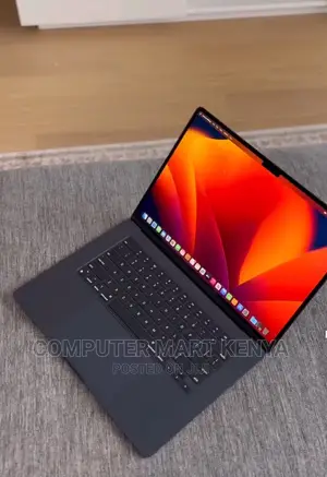 New Laptop Apple MacBook Pro 6GB Apple M2 SSD 512GB