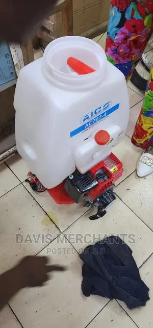 Motorized Knapsack Sprayer With 4 Stoke Engine