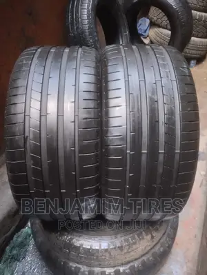 Second Tires Sizes 255/35r19 Dunlop Make.