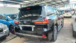 Lexus LX 2017 Black