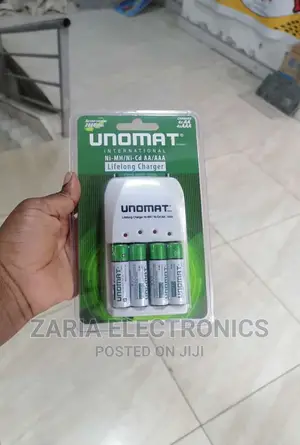 Unomatt AA Rechargeable Battery With Charger 4batt+Charger