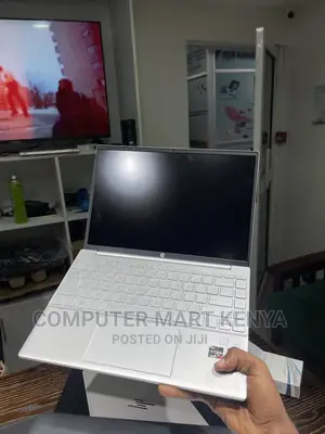 Laptop HP Pavilion 13 16GB AMD Ryzen 7 SSD 512GB