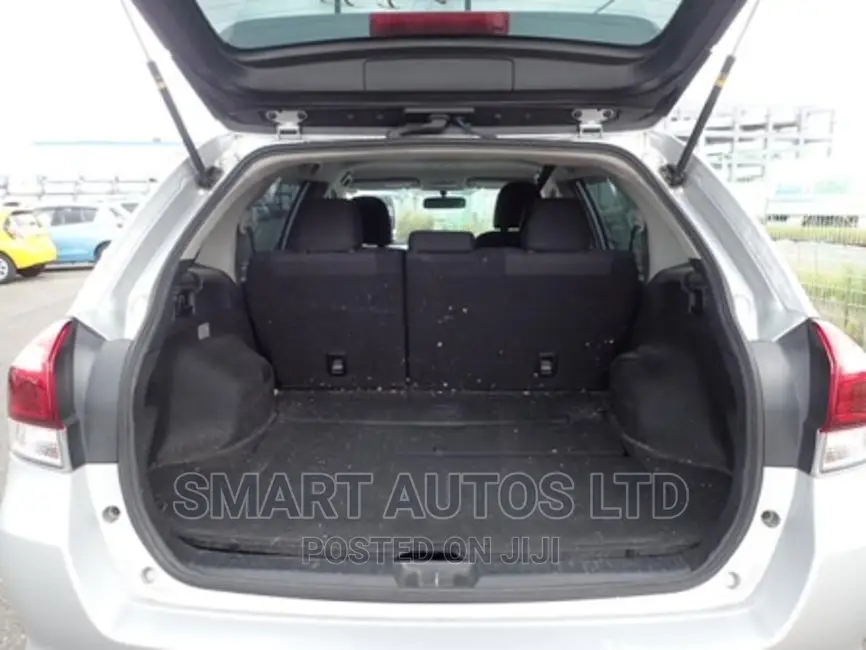 Toyota Corolla Fielder 2016 Silver