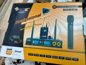 BNK Professional Wireless Microphone
