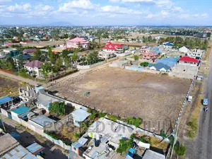 900 Metres Commercial Plots Off the Tarmac in Kamulu^Jm