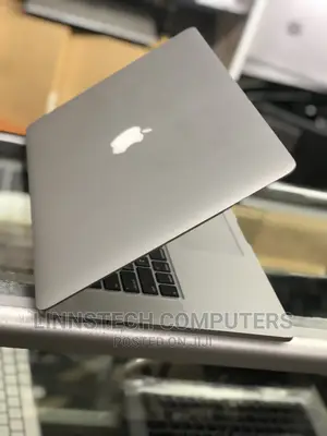 Laptop Apple MacBook Pro 2015 16GB Intel Core I7 SSD 256GB