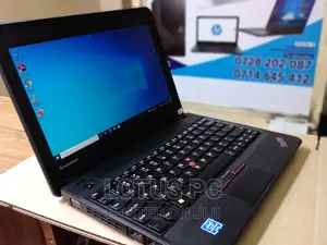 Laptop Lenovo ThinkPad X131e 4GB Intel Celeron HDD 320GB