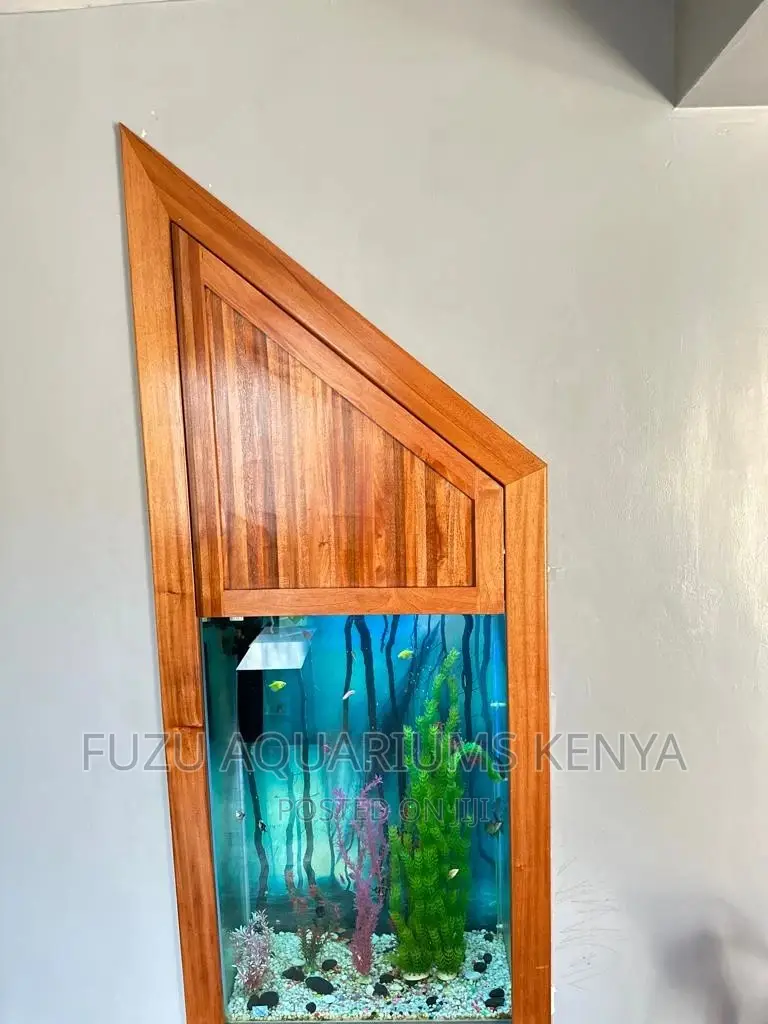 Inbuilt Wall Aquarium