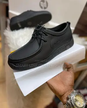 Smooth Clarks