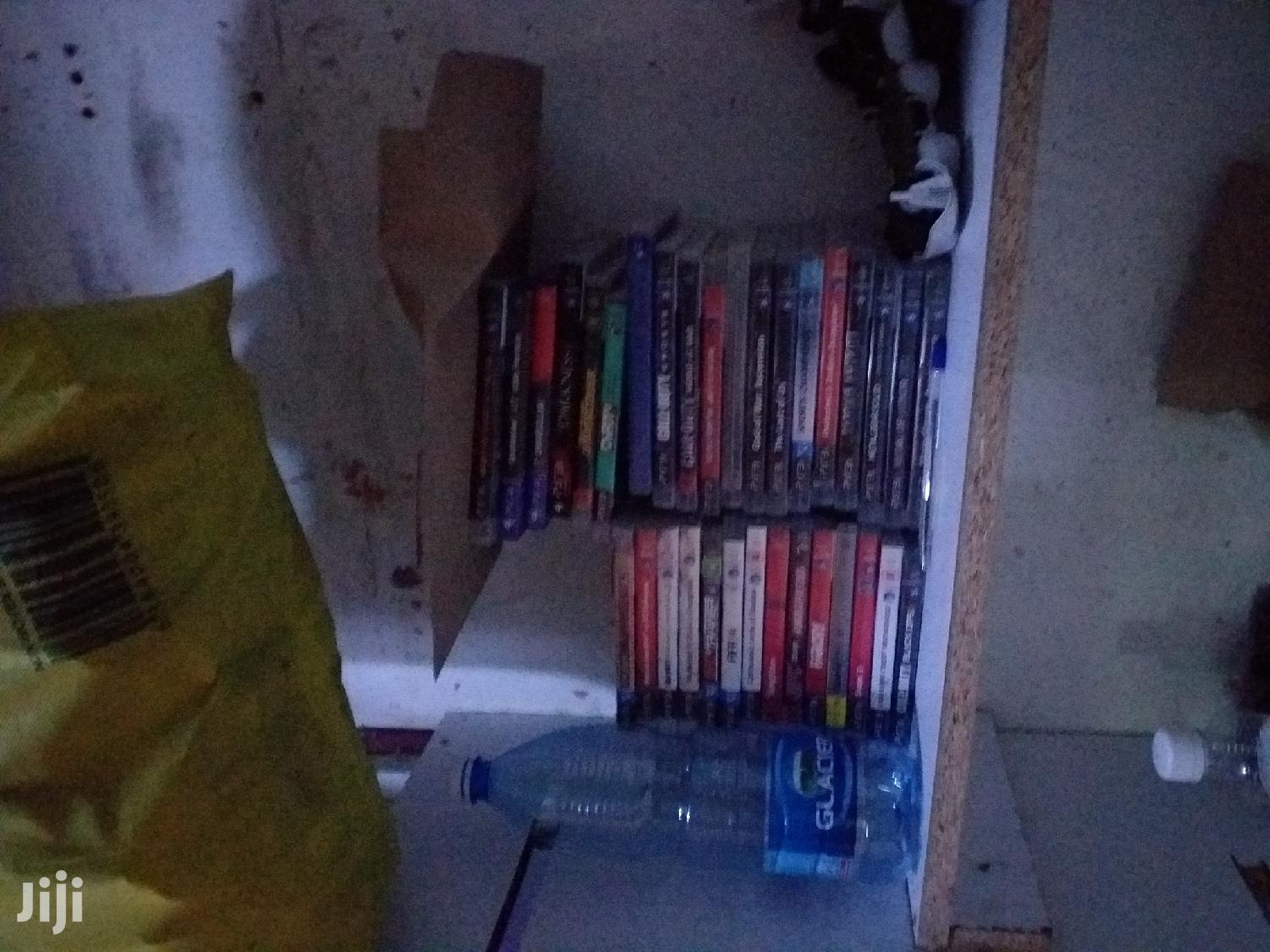 PS 3 CHIPPING + 10 GAMES