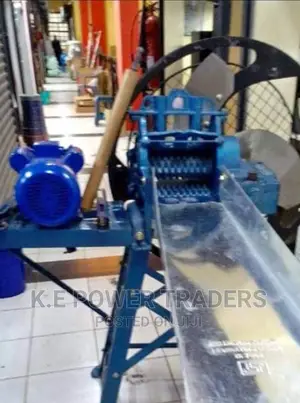 Heavy Gauge Motorised Chaff Cutter