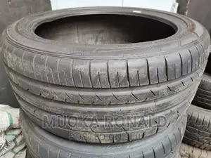 275/40R20 Dunlop Tyre Made Japan