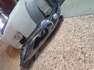Harrier 2014-2020 Headlight 48-147