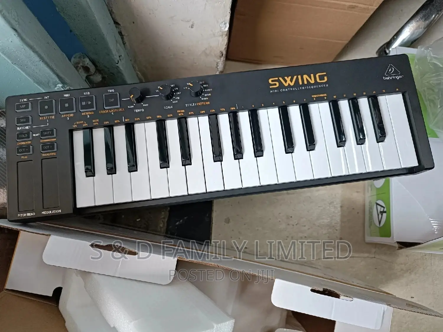 Behringer Swing Midi Keyboard 32 Keys