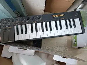 Behringer Swing Midi Keyboard 32 Keys