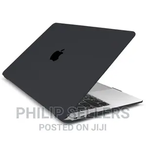 Macbook Air/Pro Protective Hard Case With Logo (Black)