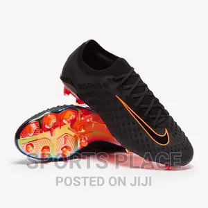 Nike Phantom Ultra Venom Football Boots
