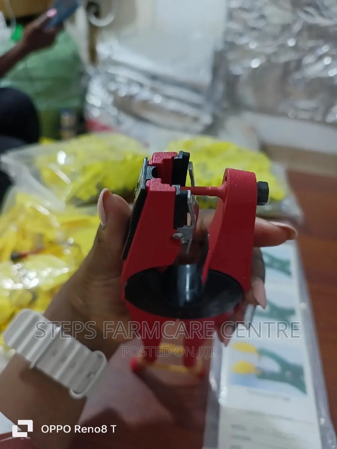 Ear Tagging Applicator