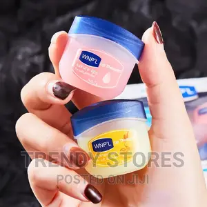 Moisturising Lip Balm
