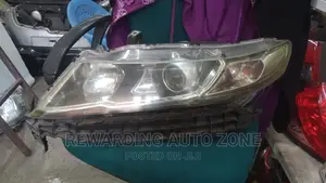 Honda Odyssey Headlight Xenon.Lhs