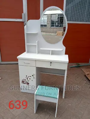 Dressing Table Dressing Table