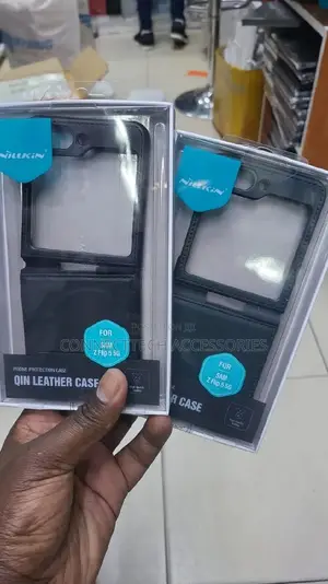 Samsung Z Flip 5 5G Nillkin Qin Vegan Leather Case