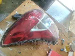 Subaru Forester Sj Tail Light