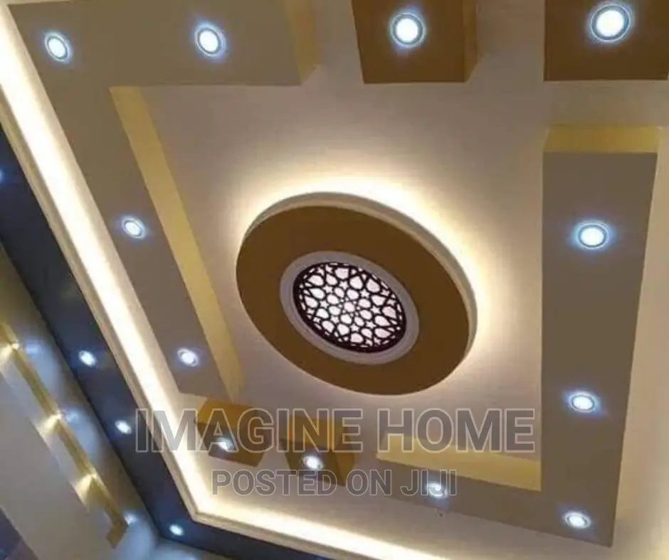 Madalions/Bulb Holders/Ceiling Decor