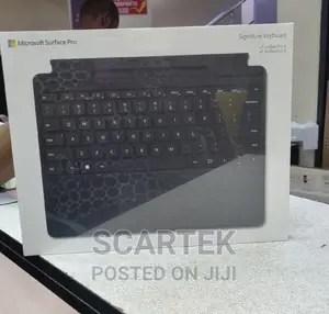 Microsoft Surface Pro Signature Keyboard