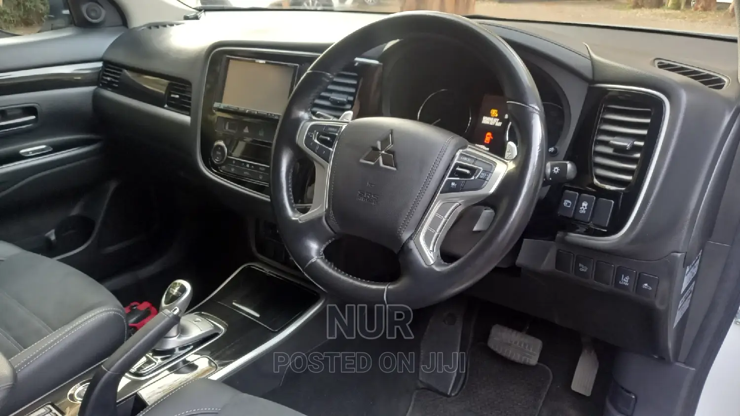 Mitsubishi Outlander 2016 White