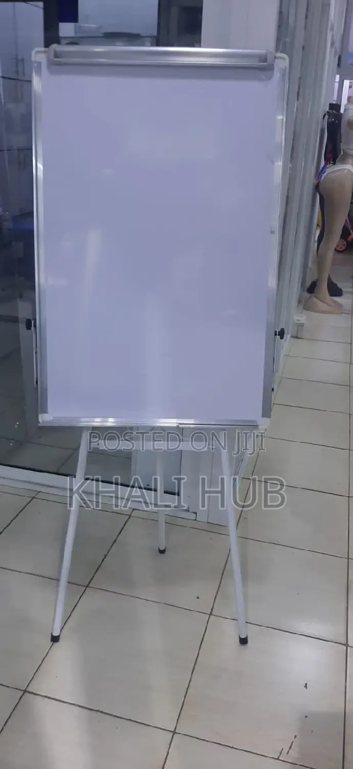 Flipchart Stand Foldable Flipchart Stand – Easy to Carry Store
