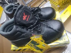 Heavy Duty Safety Boots Available