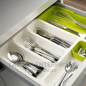 Expandable Cutlery Organiser