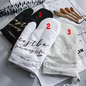 Nordic Oven Gloves Pair