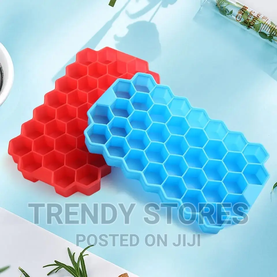 Reusable Honeycomb Silicone Icecube Mould*