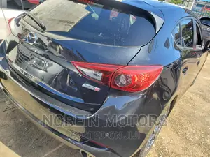 Mazda Axela 2016 Black