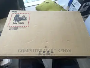 New Laptop HP Pavilion 13 16GB AMD Ryzen 7 SSD 512GB