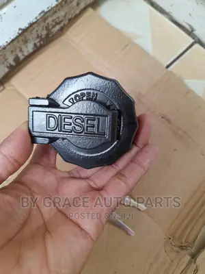 Diesel Tank Lid Cap/Gas Cap for Isuzu
